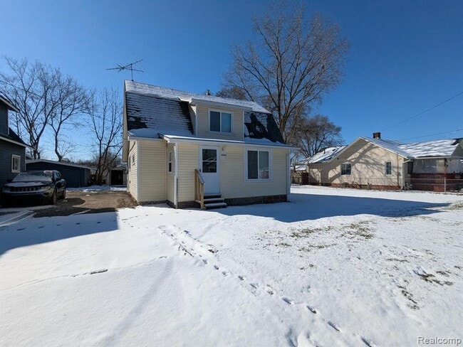 Photo - 2050 E Scottwood Ave