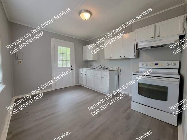 Photo - 100 Wilson St