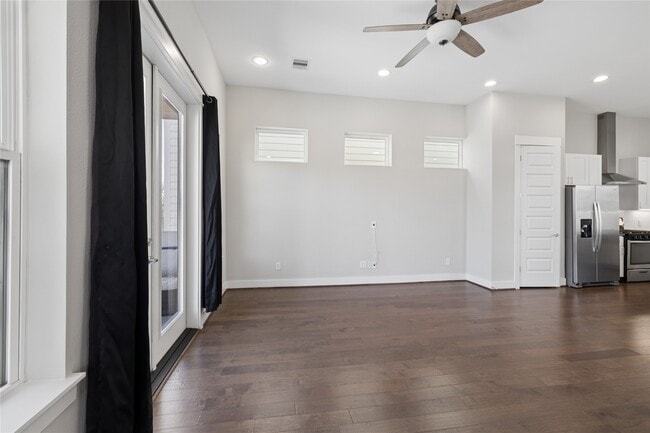 Building Photo - 2604 McIlhenny St