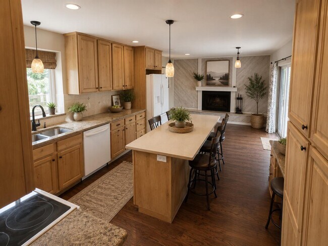 Photo - 229 E Leslie Ave