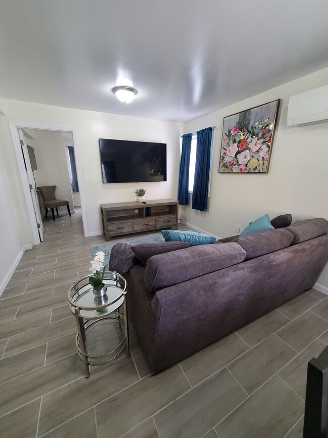 Photo - 541 S 9th Ave Unidad SI ID1497911P