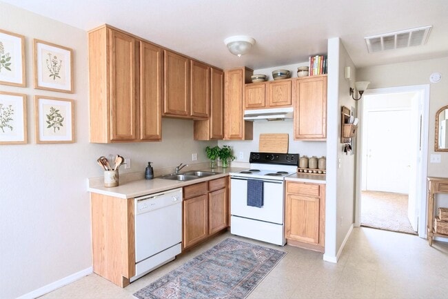 Photo - 8281 W Sandy Ln Unit 3