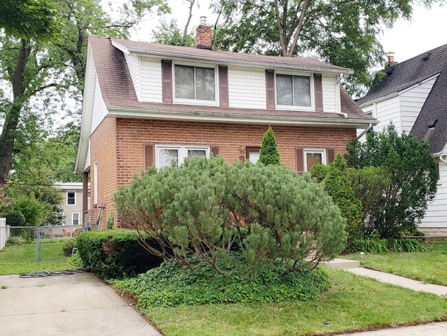 Photo - 3150 Phillips Ave