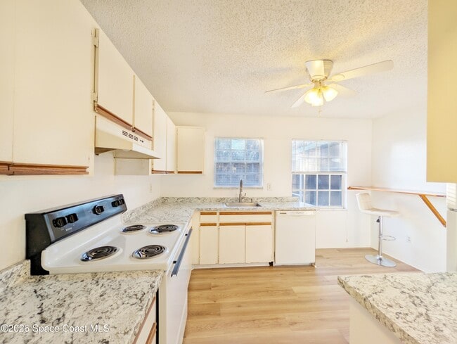 Photo - 6598 Bamboo Ave