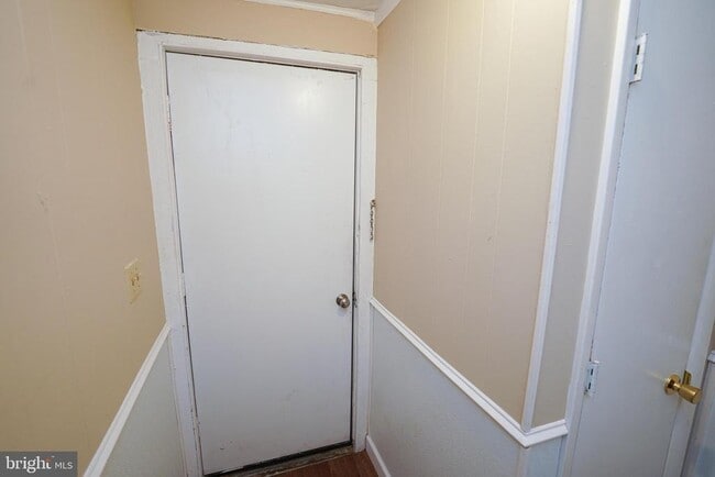 Photo - 303 E Main St