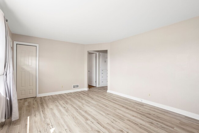 Photo - Three Bedroom Appleton House