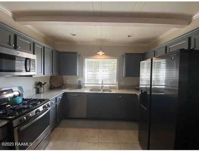 Photo - 404 N Landry Dr