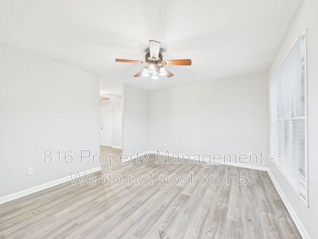 Photo - 408 N Geronimo Dr