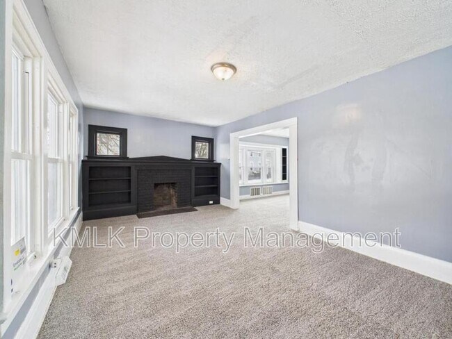 Photo - 594 Columbia Ave