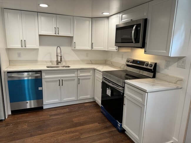 Photo - 3902 Pennsylvania 378