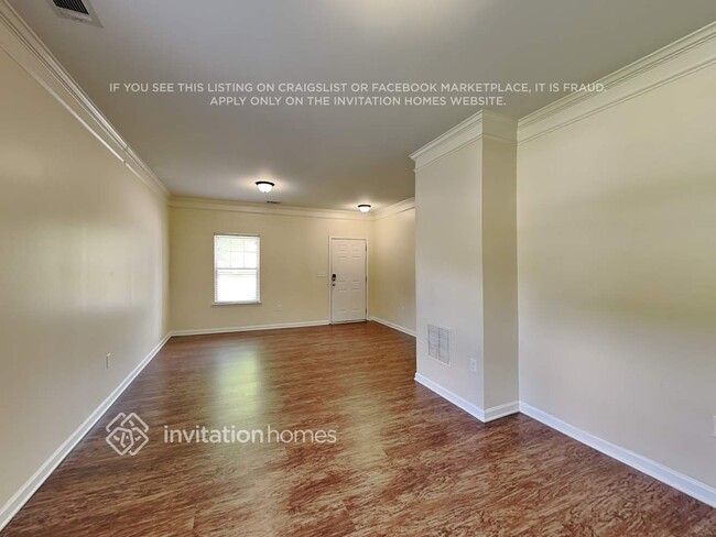 Photo - 999 Rock Hill Pkwy