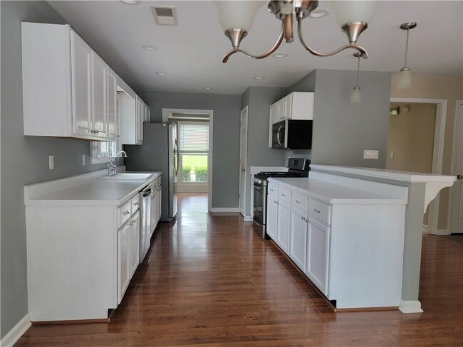 Photo - 2790 Suwanee Lakes Trail NW
