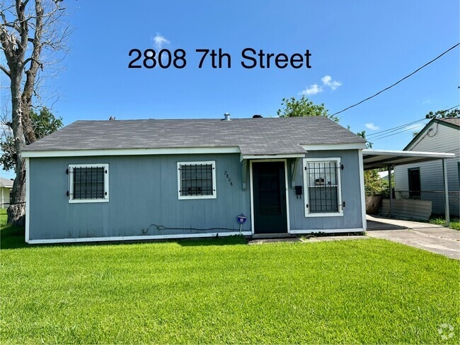 Building Photo - 2808 7th St Rental