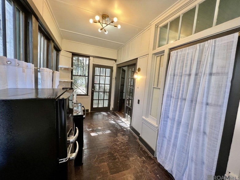 Photo - 408 E State St Unit A