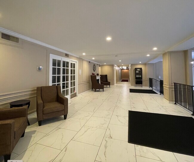 Photo - 2909 N Sheridan Rd Unit 1301