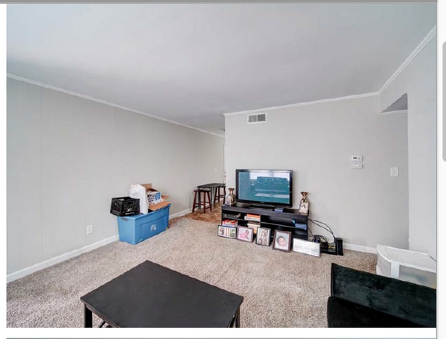 Photo - Freedom St Apartments