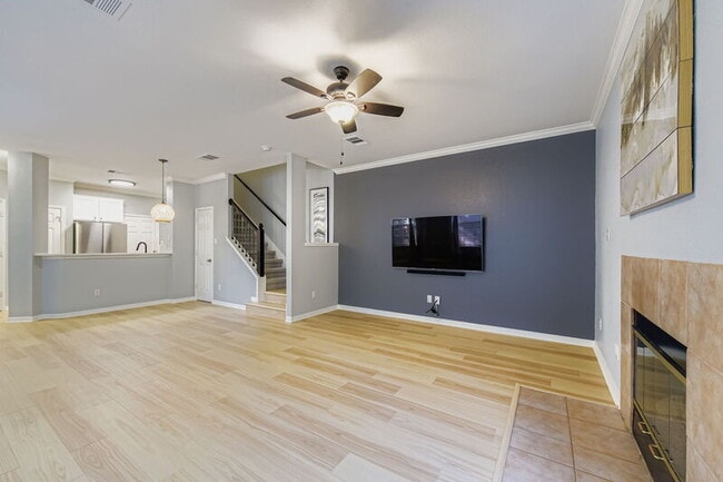 Photo - 8518 Cahill Dr Unidad 20