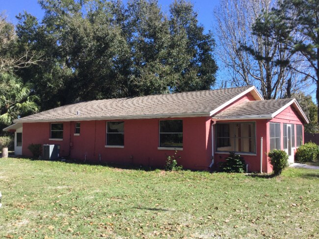 Photo - 501 E Magnolia St