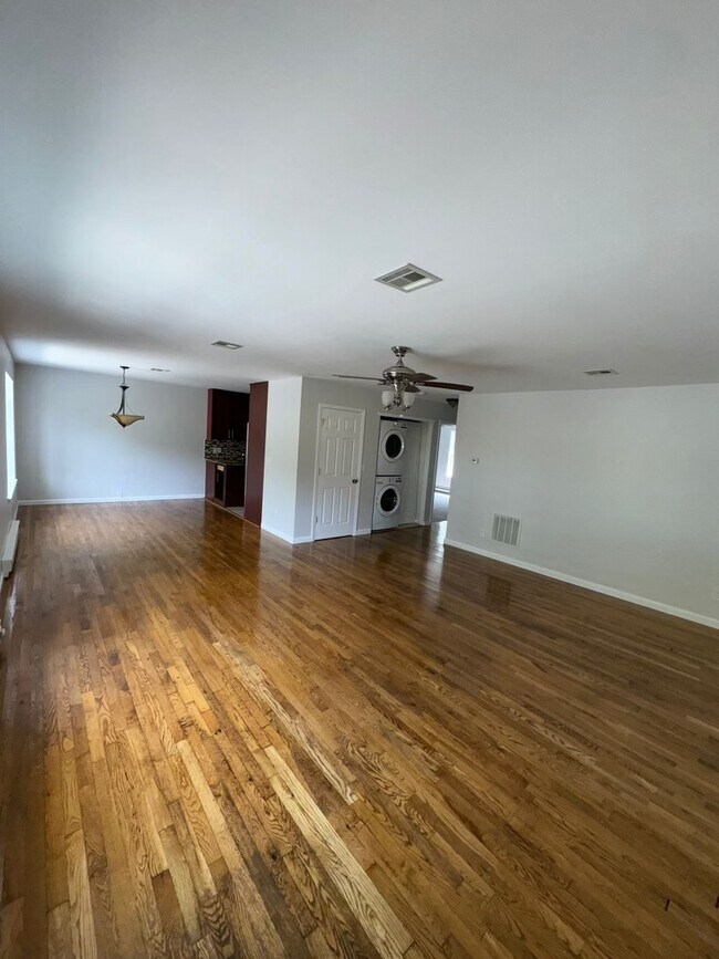 Photo - 7 Danica Way Unit 25