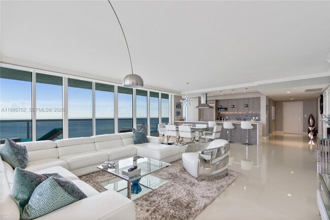 Photo - 1830 S Ocean Dr Unidad 3401