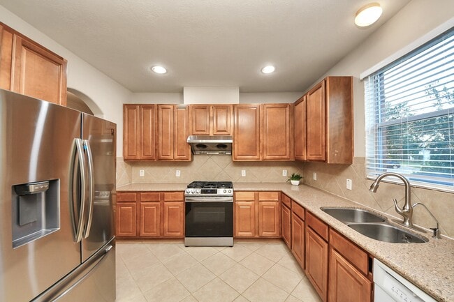 Building Photo - 822 Glen Abbey Dr