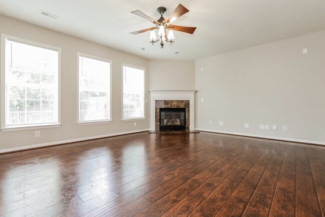 Photo - 4616 Burnt Fork Cir