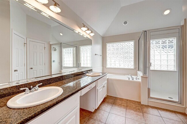 Building Photo - 4316 Rose St