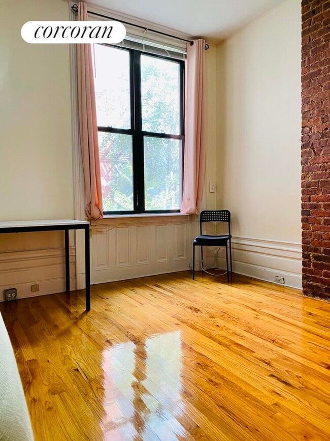 Photo - 529 W 150th St