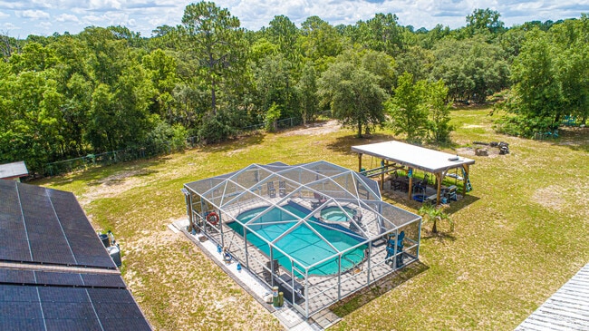 6656 W Hilger Ct Unit Mermaid Manor Carriage House