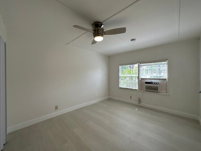 Photo - 943 Almeria Rd Unit 2