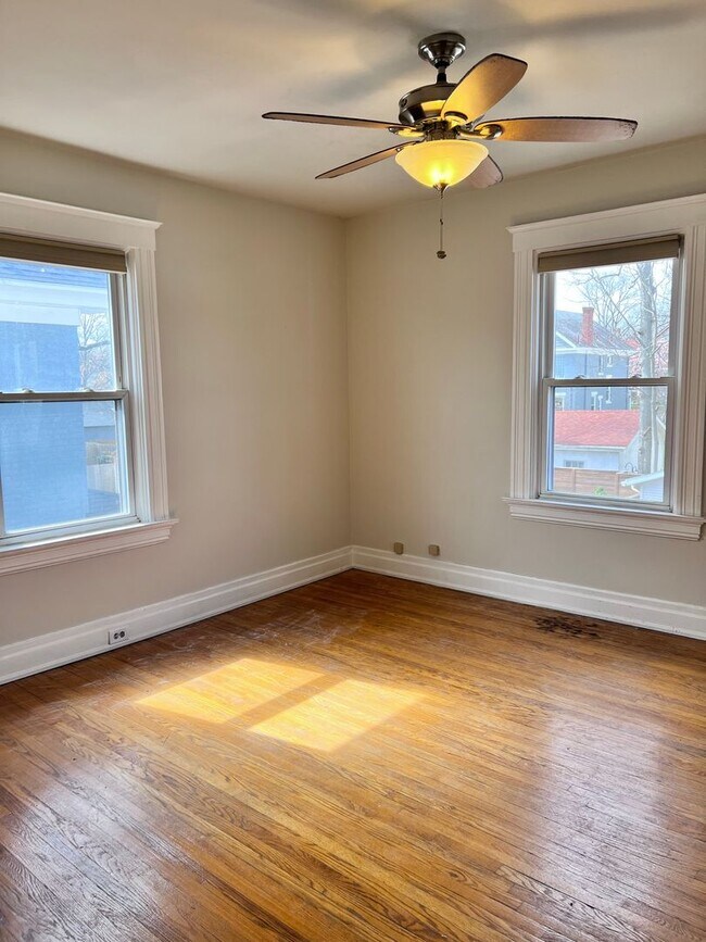 Photo - 3559 Edwards Rd Unit #2