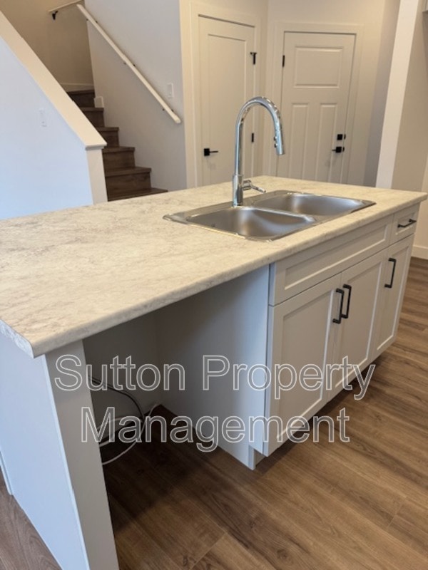 Photo - 10422 133 Ave.