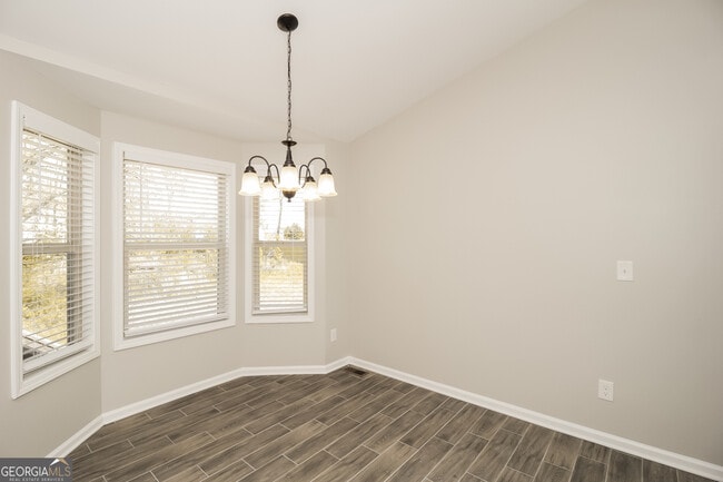 Photo - 122 Millstream Dr