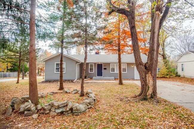 Building Photo - Beautiful Home in Kansas City!