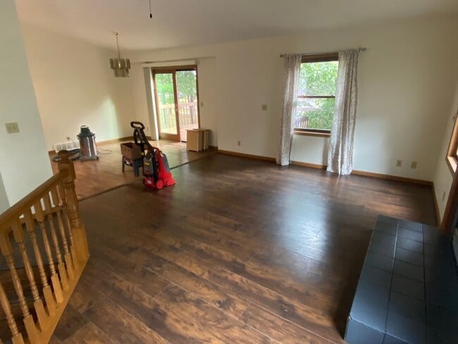 Photo - W1358 Prairie Pines Rd