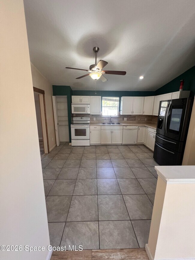 Photo - 1330 Lichty St