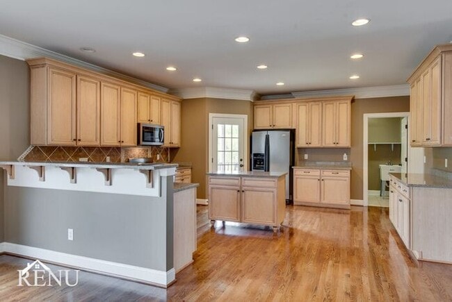 Photo - 1338 Sweetwater Dr