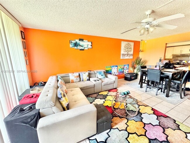 Building Photo - 5570 NW 44th St Unit 408A
