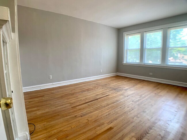 Photo - 1101 N Avers Ave Unidad 2