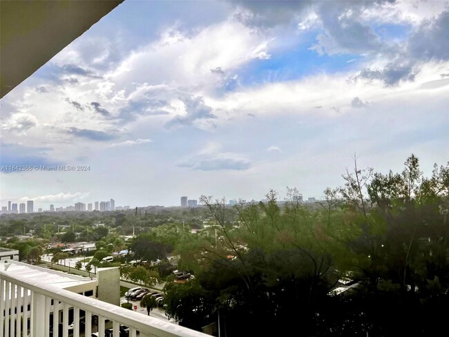 Photo - 1300 NE Miami Gardens Dr Condo Unit 1001E