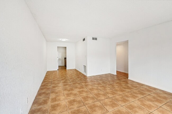 Photo - Lakeside Condominiums