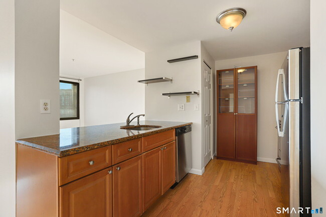 Photo - 300 Broad St Unit 603