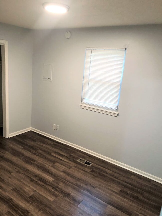 Photo - 536 Buttinger Pl Unit A