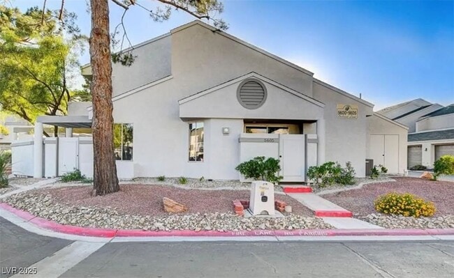 Building Photo - 5600 Orchard Ln Unit 0