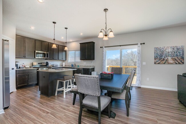 Photo - Brand new and fully furnished corporate ex...