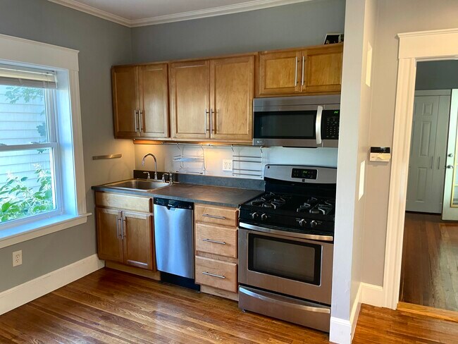 67 Wheatland St Unit 1