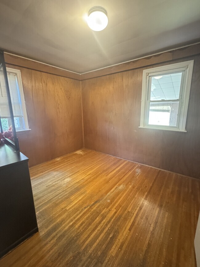 Photo - 148 Ellsinore St