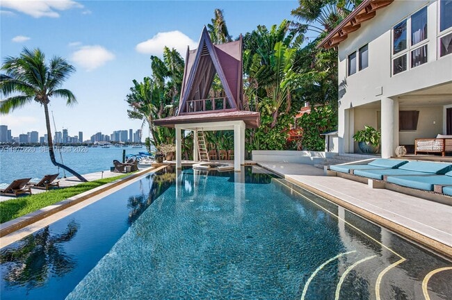 Photo - 14 W San Marino Dr