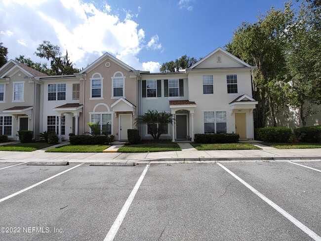 Photo - 3542 TWISTED TREE Ln Townhome