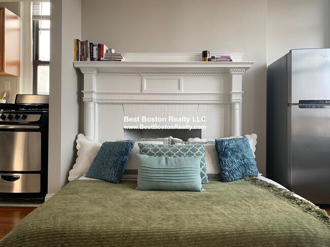 Building Photo - 48 JFK St. Unit 20